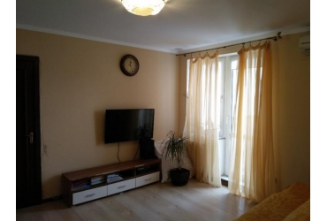 Купить квартиру в Севастополе.Продажа двухкомнатной квартиры 59 кв.м, на Кесаева