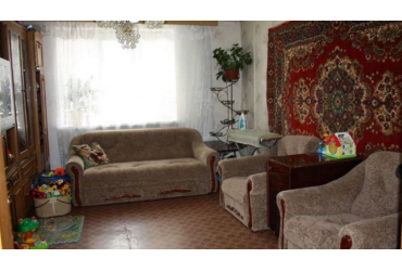 Купить квартиру в Симферополе. Продажа трехкомнатной квартиры 66 кв.м в Железнодорожном районе.