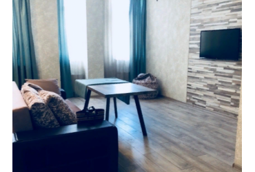 Снять квартиру в Севастополе. Аренда 3-х комнатной квартиры 85 кв м на ул.Парковая.