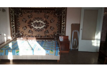 Купить квартиру в Симферополе. Продажа однокомнатной квартиры 34 кв.м. в Центральном районе.