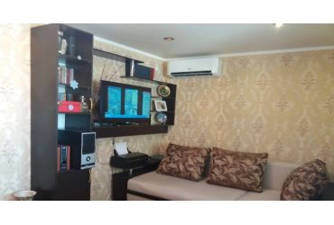 Купить квартиру в Севастополе. Продажа однокомнатной квартиры 42 кв.м. на ул. Комбрига Потапова