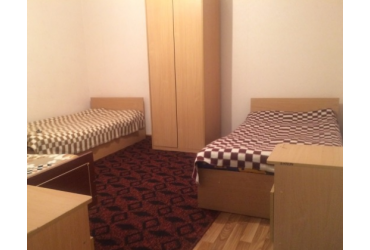 Снять дом в Симферополе. Аренда дома 28 кв.м в Центральном районе.
