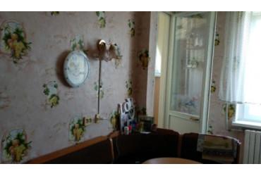 Купить квартиру в Севастополе. Продажа двухкомнатной квартиры 62 кв м на Проспекте Октябрьской Революции.