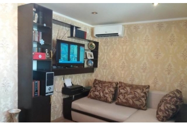 Купить квартиру в Севастополе. Продажа однокомнатной квартиры 42 кв.м. на улице комбрига Потапова.