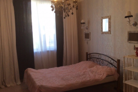 Снять квартиру в Севастополе. Сдам уютную однокомнатную на Ивана Голубца