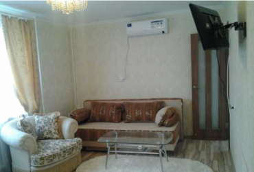 Купить квартиру в Севастополе. Продажа двухкомнатной квартиры 55 кв м на улице Хрусталева.
