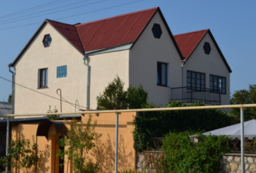 Купить дом в Севастополе. Продается двухэтажный дом 220 кв.м в Каче.