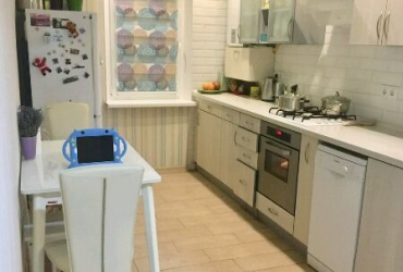 Купить квартиру в Севастополе. Продажа двухкомнатной квартиры 64 кв м на улице Астана Кесаева.