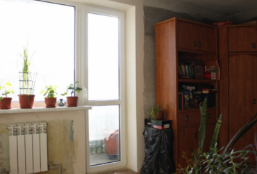 Купить квартиру в Севастополе. Продажа трехкомнатной квартиры 52 кв м на улице Репина.