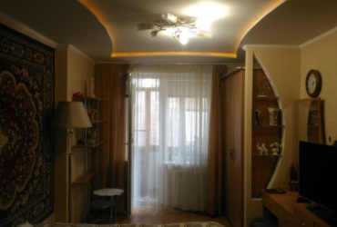 Купить квартиру в Севастополе. Продажа трехкомнатной квартиры 72 кв м на улице Александра Косарева.