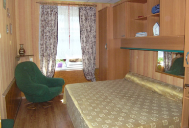 Купить квартиру в Севастополе. Продажа трехкомнатной квартиры 83 кв.м. п.Любимовка