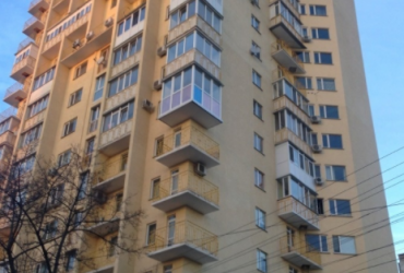 Купить квартиру в Симферополе. Продажа четырёхкомнатной квартиры 111 кв. м. в Железнодорожном районе.