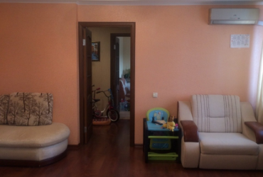Купить квартиру в Севастополе. Продажа однокомнатной квартиры 43 кв м на Проспекте Генерала Острякова.