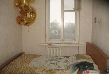 Купить квартиру в Севастополе. Продажа трехкомнатной квартиры 56 кв м на улице Хрусталева.
