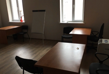Снять помещение в Севастополе.
Аренда помещения 113 кв.м. на ул. Ленина.