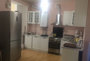 Купить квартиру в Симферополе. Продажа трёхкомнатной квартиры 98 кв. м. в Киевском районе.
