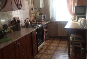 Купить квартиру в Севастополе. Продажа трехкомнатной квартиры 71 кв м на улице Косарева.