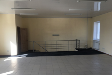 Снять коммерческое помещение в Симферополе. Аренда помещения 162 кв .м в Центральном районе.ПЕРВАЯ ЛИНИЯ!!!