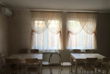 Снять коттедж в Севастополе. Аренда коттеджа 90 кв.м. в Казачьей бухте.