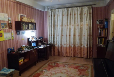 Купить квартиру в Севастополе. Продажа трехкомнатной квартиры 58 кв.м, на Мечникова