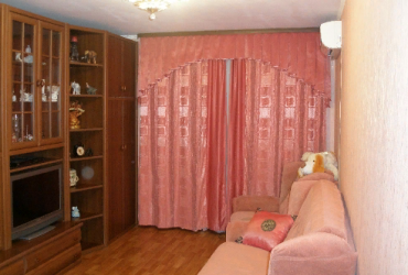 Купить квартиру в Севастополе. Продажа двухкомнатной квартиры 60 кв м на улице Александра Маринеско.