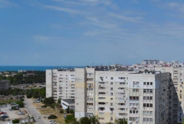 Купить квартиру в Севастополе. Продажа двухкомнатной квартиры 77 кв.м, на Маячной 33