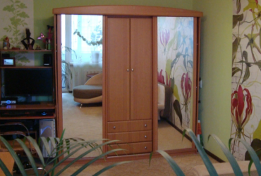 Купить квартиру в Севастополе. Продажа однокомнатной квартиры 32 кв.м на Проспекте Октябрьской Революции.