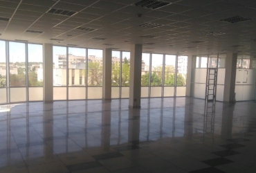 Снять торговое помещение.Аренда торгового помещения 310 кв м в Киевском районе.ПЕРВАЯ ЛИНИЯ!!!