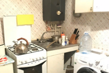 Купить квартиру в Севастополе. Продажа однокомнатной квартиры 39 кв м на Адмирала Фадеева.