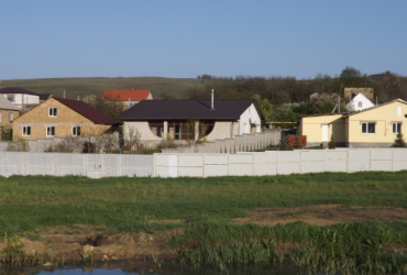 Купить участок ИЖС в Симферопольском районе, с.Украинка, ул.Партизанская .Продажа участка 20 сот. 3 км. от Симферополя