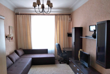 Купить квартиру в Севастополе. Продажа трехкомнатной квартиры 66.5 кв.м, на Гоголя 6