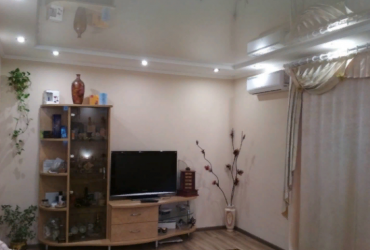 Купить квартиру в Севастополе. Продажа двухкомнатной квартиры 56 кв.м. на пр-кт Генерала Острякова