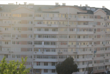 Купить квартиру в Севастополе. Продажа трехкомнатной квартиры 130 кв м на Маячной.