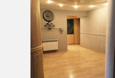 Купить квартиру в Симферополе.Продажа трехкомнатной квартиры в Симферополе 75 кв.м Железнодорожном районе