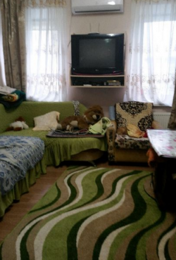 Купить квартиру в Симферополе. Продажа двухкомнатной квартиры 33 кв.м. в Центральном районе