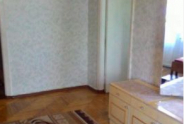 Купить квартиру в Симферополе. Продажа трехкомнатной квартиры 58 кв.м. в Центральном районе
