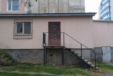 Купить квартиру в Севастополе. Продажа трёхкомнатной квартиры 51.6 кв.м на улице Василия Блюхера
