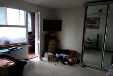 Купить квартиру в Севастополе. Продажа двухкомнатной квартиры 60 кв.м. на проспекте Октябрьской Революции