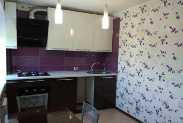 Купить квартиру в Симферополе. Продажа двухкомнатной квартиры 43 кв. м в Центральном районе.