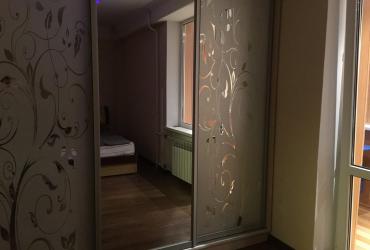 Снять квартиру в Севастополе. Аренда уютной двухкомнатной квартиры 50 кв м на Генерала Острякова.
ЭКСКЛЮЗИВНОЕ ПРЕДЛОЖЕНИЕ!