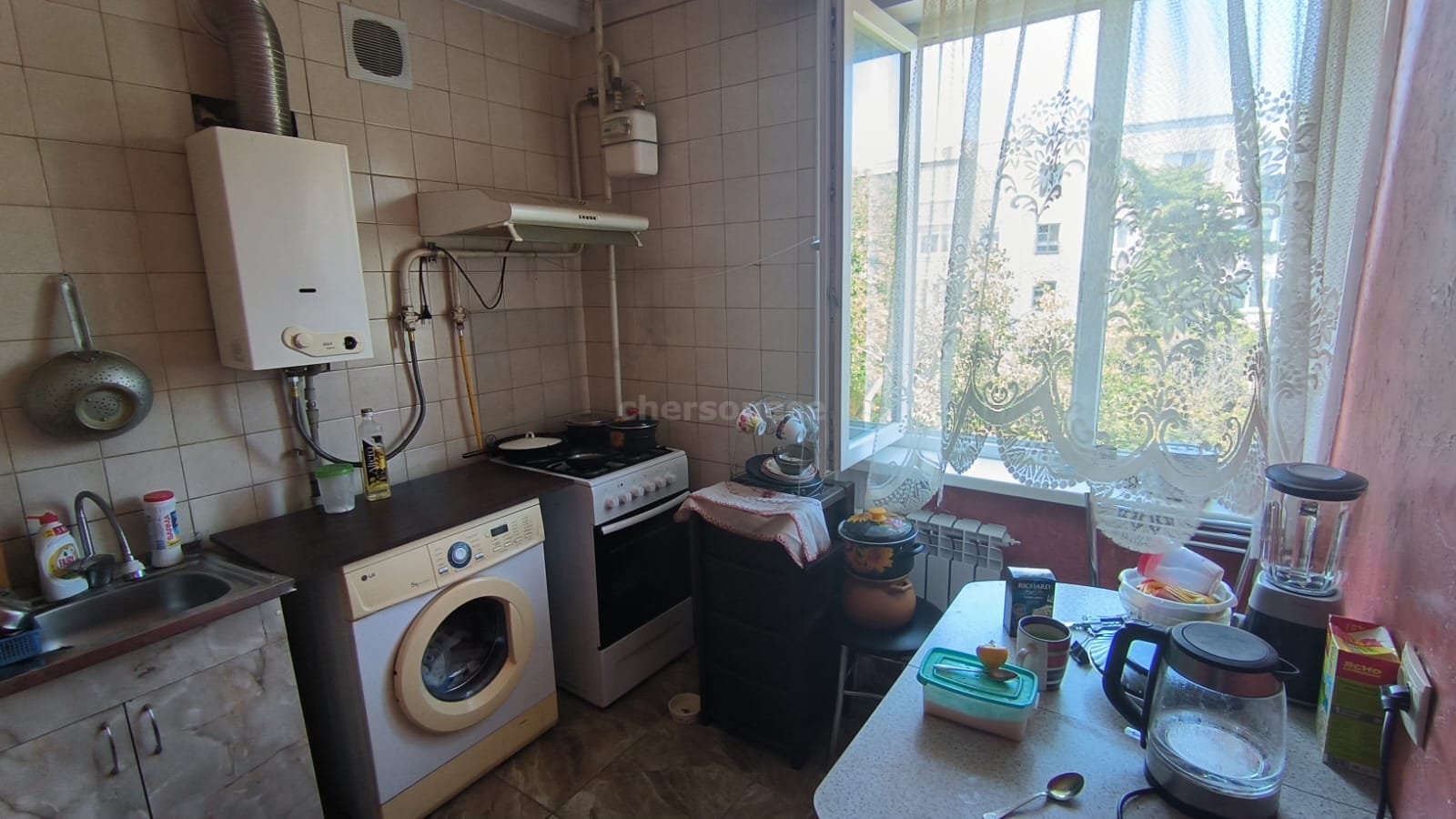 Продажа 3-комнатной квартиры, Севастополь, Батумская улица,  д.36