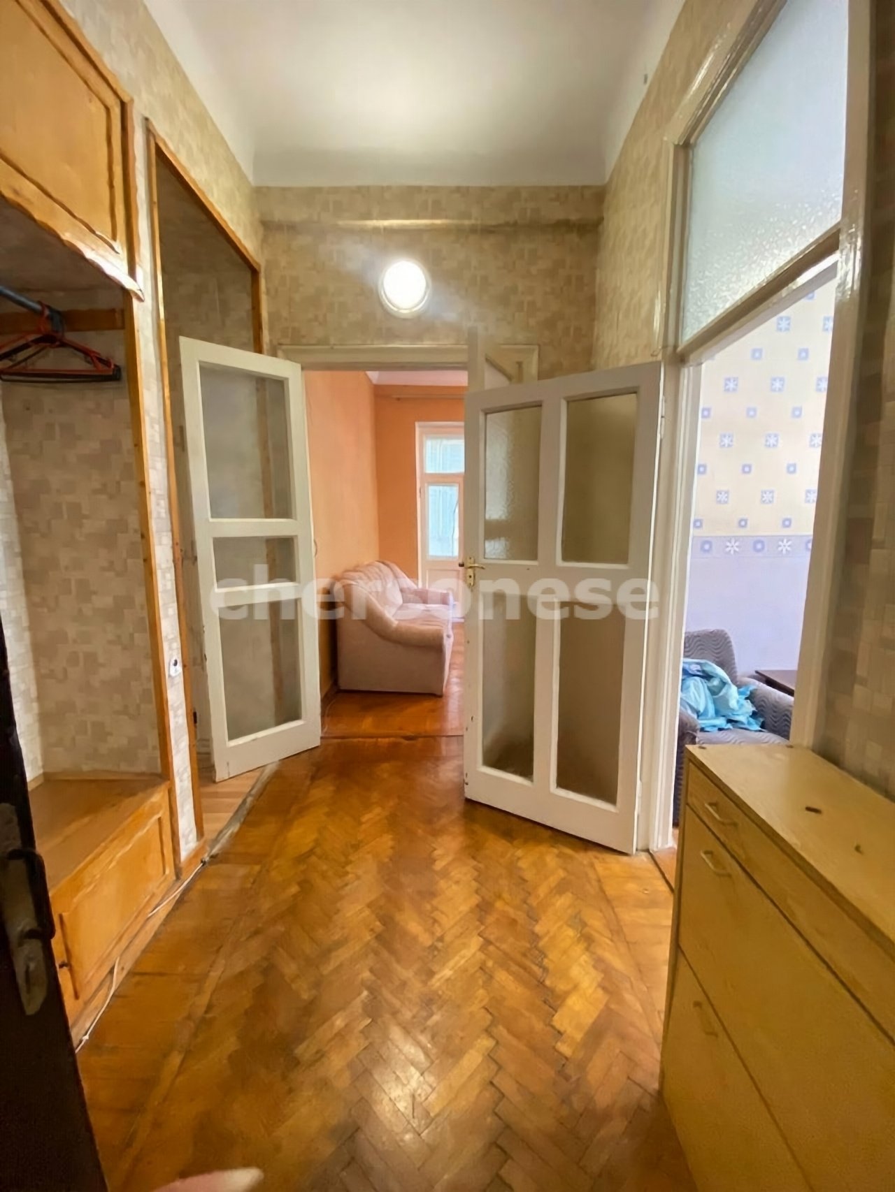 Продажа 4-комнатной квартиры, Севастополь, Курчатова улица,  д.18