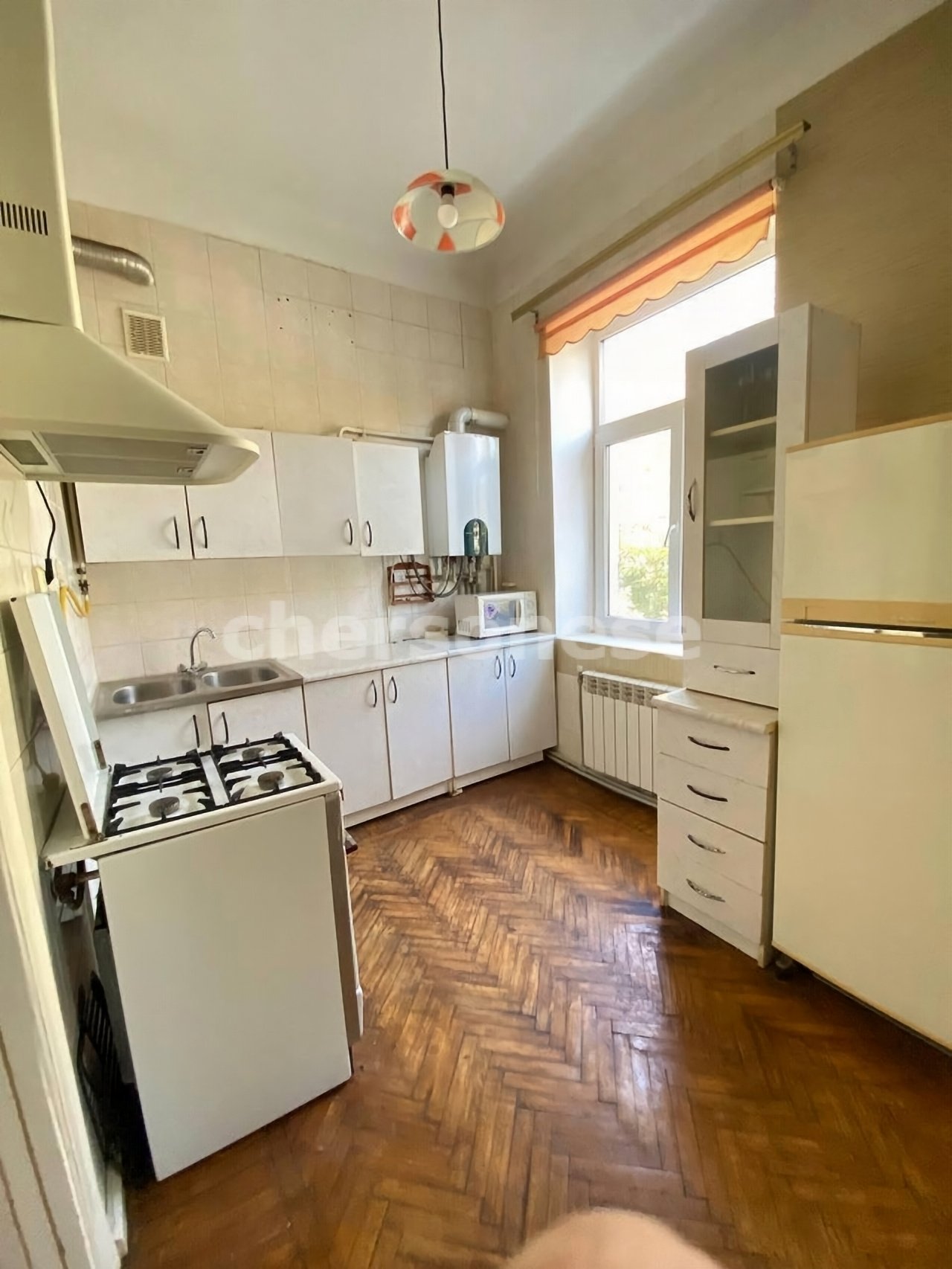 Продажа 4-комнатной квартиры, Севастополь, Курчатова улица,  д.18