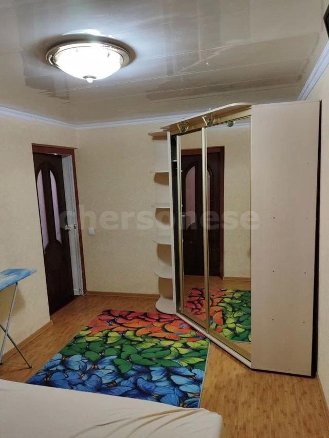 Продажа 3-комнатной квартиры, Севастополь, Менжинского улица,  д.8